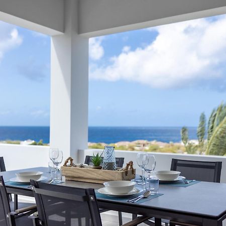 The Reef - Blue Bay Golf & Beach Resort 빌렘스타트 외부 사진