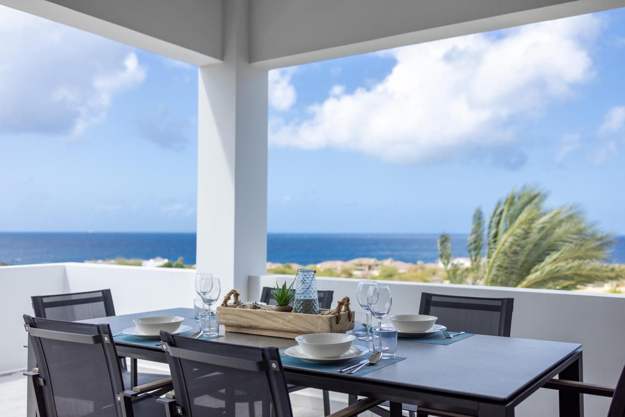 The Reef - Blue Bay Golf & Beach Resort 빌렘스타트 외부 사진